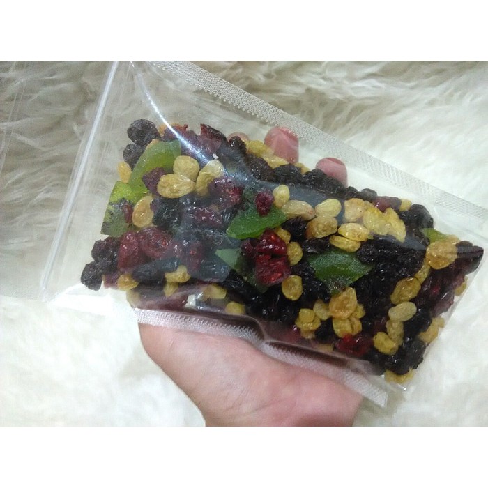 

Mix Fruit (kiwi, gold raisin, black raisin, cranberry) 250 gr