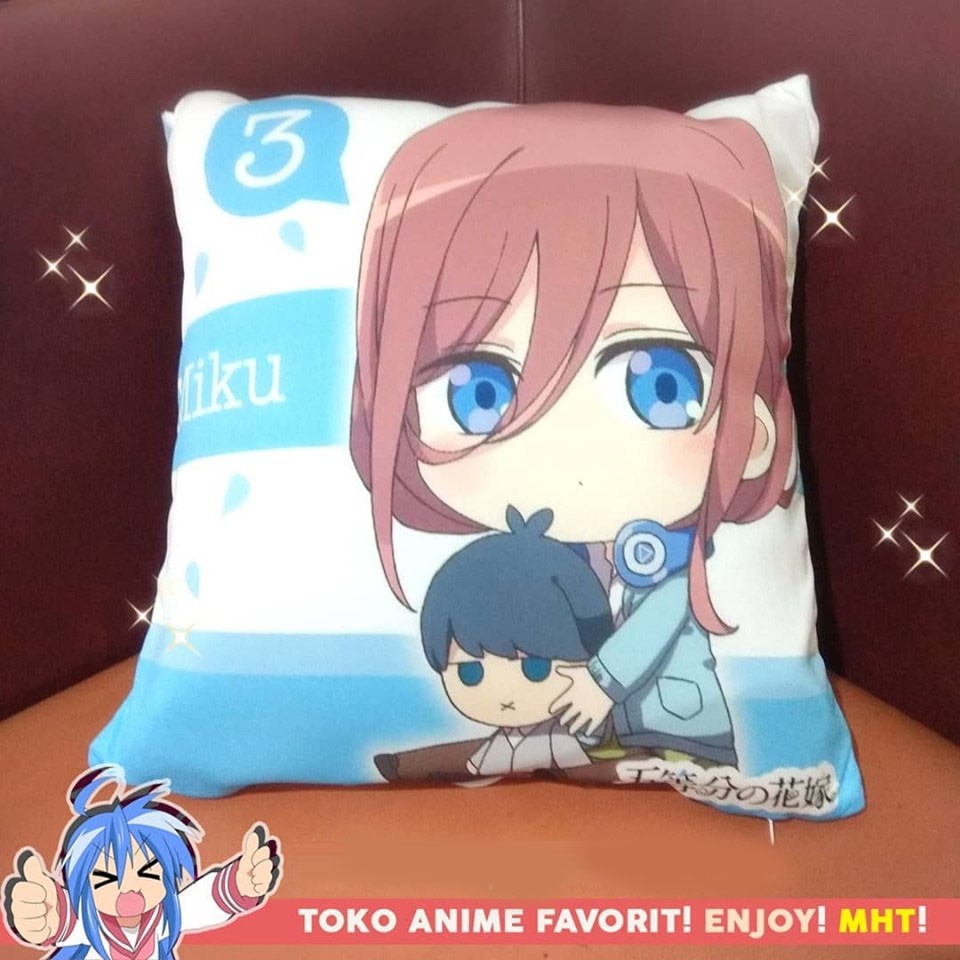 Sarung Bantal Anime - Gotoubun no Hanayome - Miku Nakano