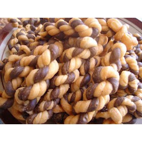 

SNACK CEMILAN MANIS KUE TAMBANG 250 GR SNACKHOUSE1989