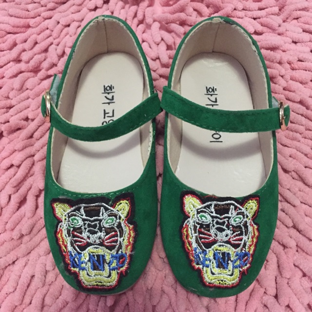 Preloved kenzo shoes