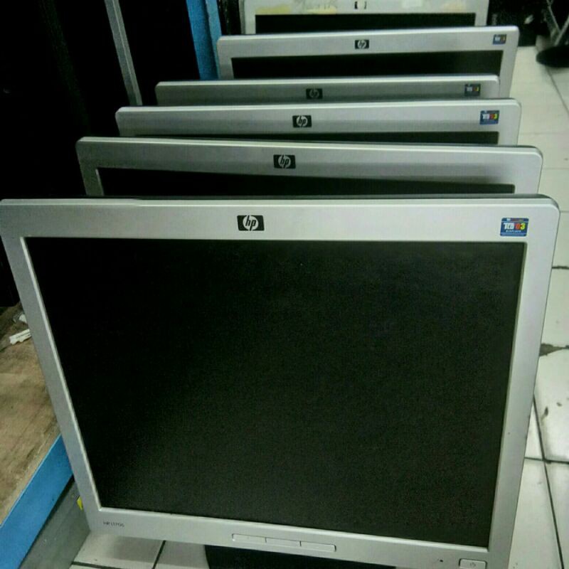 Monitor/Lcd 17 Inch Square Kotak Super Murah