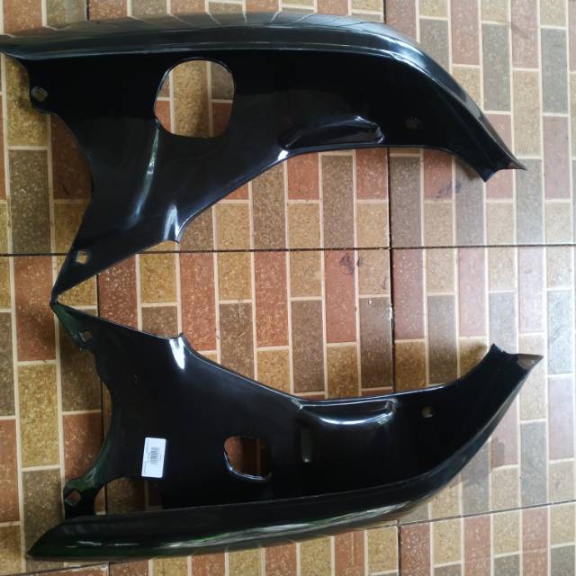 Sayap Honda Astrea Grand Bulus Warna Hitam