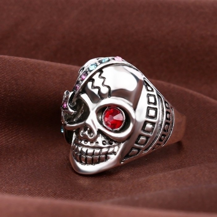 SEUSUK  Perhiasan Cincin Baja Retro Desain Tengkorak Mata Merah Gaya Punk untuk Wanita