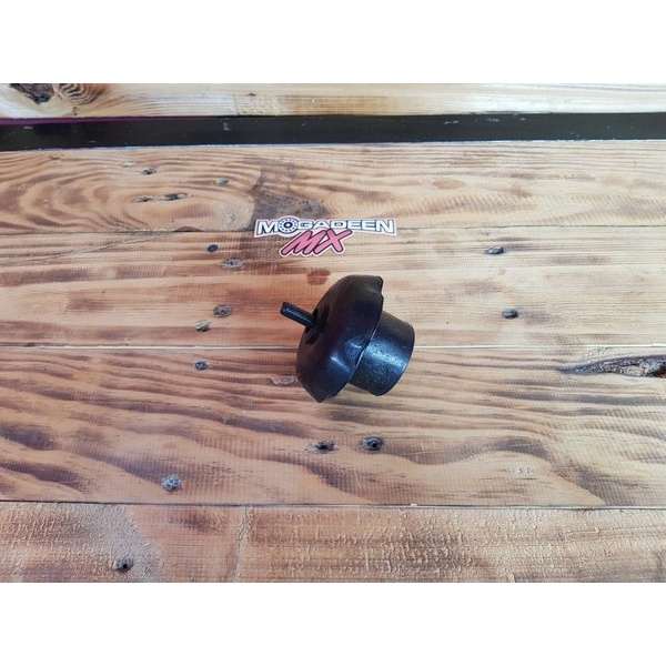 M3 Tutup Tangki Suzuki TS125 TS 125 Drat Plastik