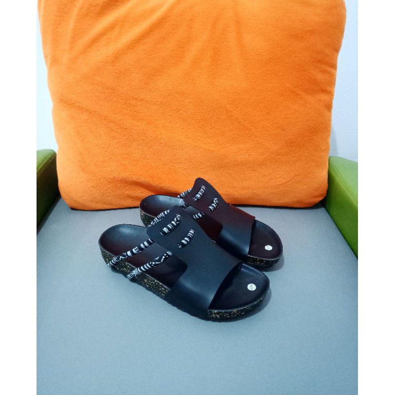 GHINA SANDAL BIRKEN WANITA