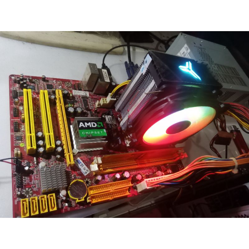 mobo amd am2+ phenom x4 hd985z/hd9850 quad core + tanpa heatsing