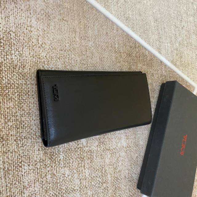 Dompet Panjang KulitTumi