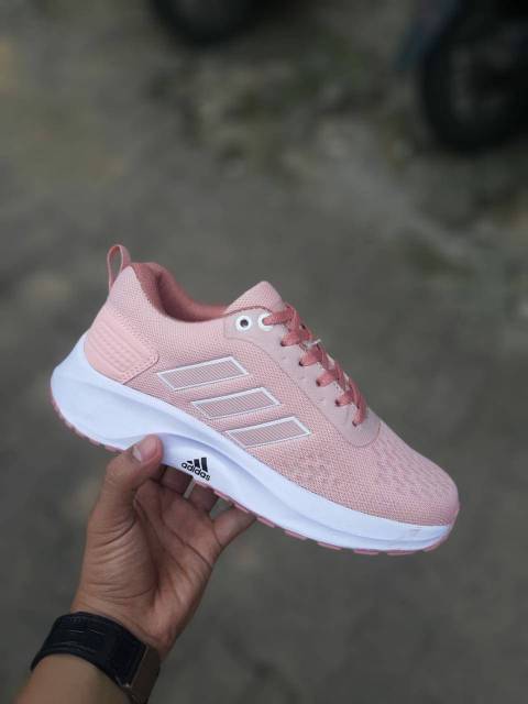 Sepatu Adidas Pureboost Zoom Women, gratis kaos kaki. Size 37-40