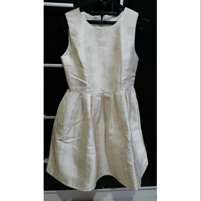 Dress Pesta Preloved / Dress Krem Preloved /casuall dress