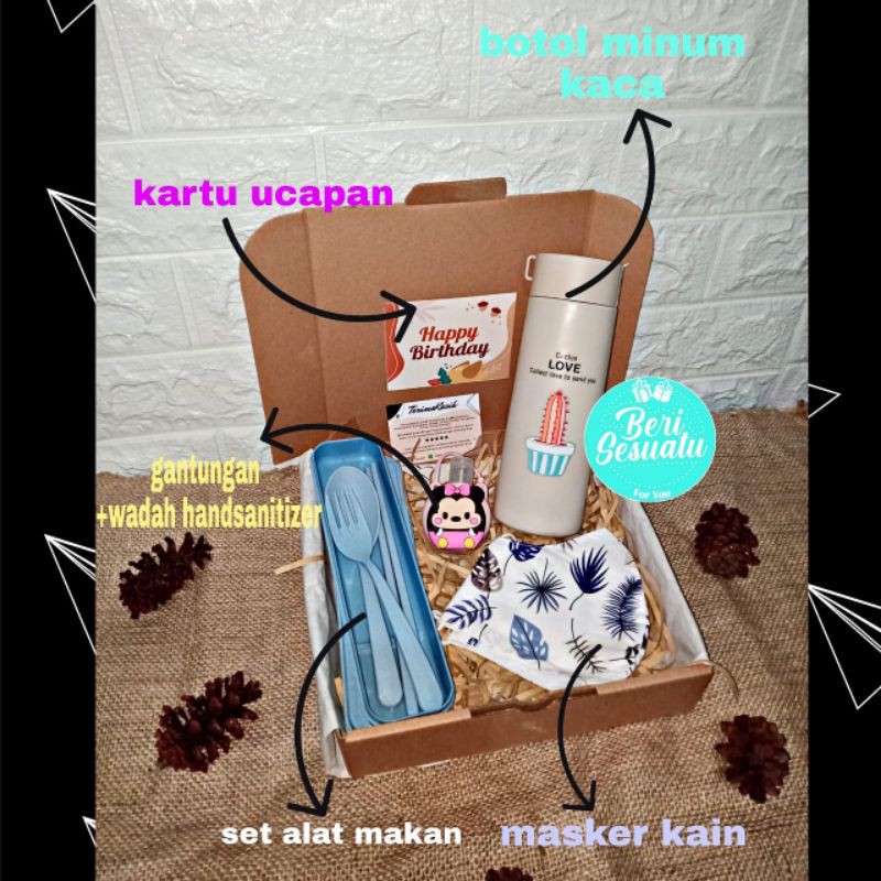 

HAMPERS ULANG TAHUN /HAMPERS WISUDA/KADO NEW NORMAL/KADO UNIK /BINGKISAN