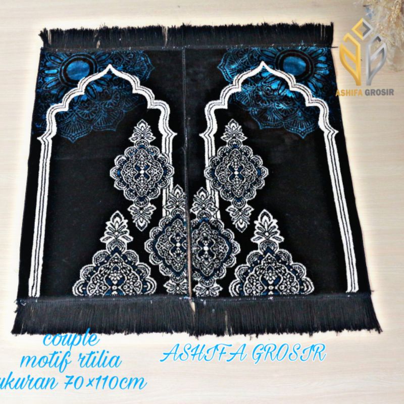 Hampers sajadah couple/souvenir/kado nikah/ulang tahun/sajadah motif terbaru bunga floral ukuran 70×110 cm