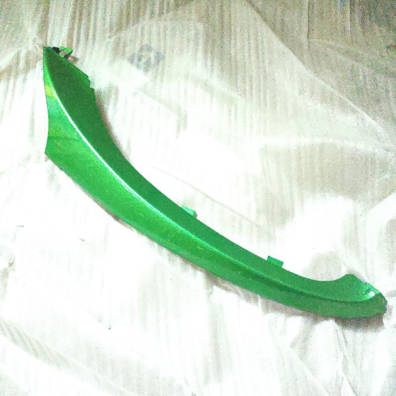 Dek bawah FINO FI KANAN HIJAU ORIGINAL YAMAHA 1YD-F837D-00-P3