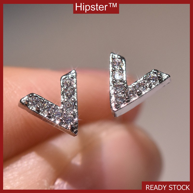 Kreatif Temperamen Pribadi Berlian Huruf V-Berbentuk Anting-Anting