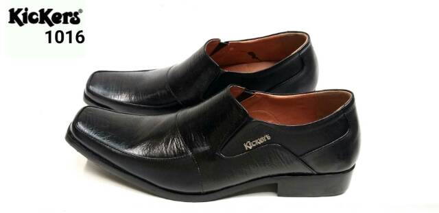 SEPATU KANTOR KULIT ASLI KICKERS IMPORT