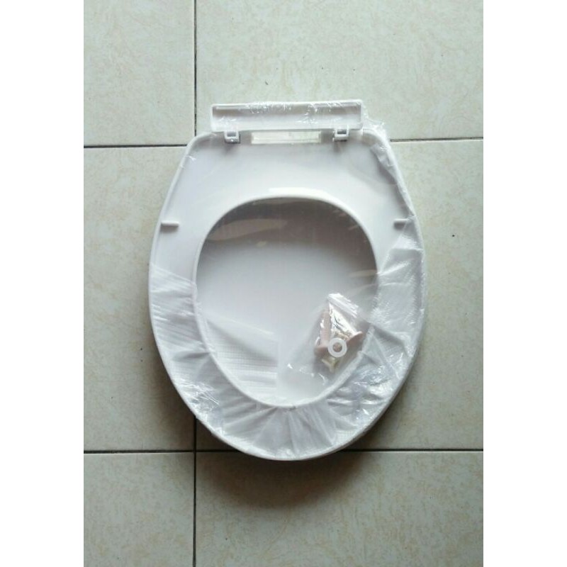 Kloset Duduk Siram Manual Keramik