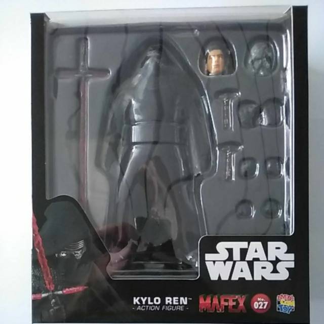 Mafex 027 Kylo Ren NEW ORI MISB Star Wars