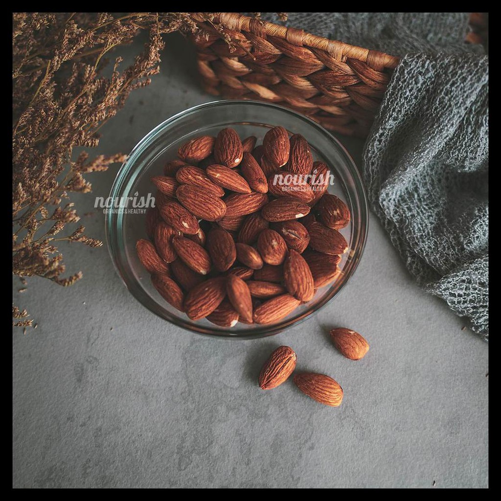 

Terlaris Almond Panggang Original 500 Gr (Roasted Almond Plain)