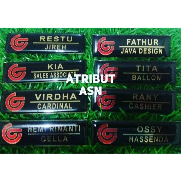 

Nametag Matahari Peniti