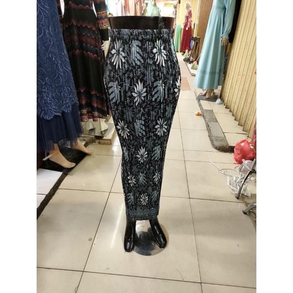 (REAL PICTURE) rok batik plisket jumbo