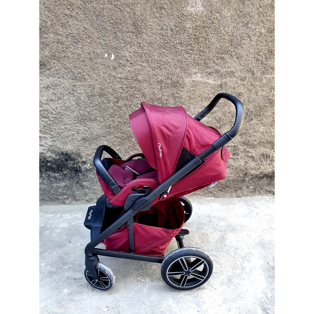 nuna stroller berry