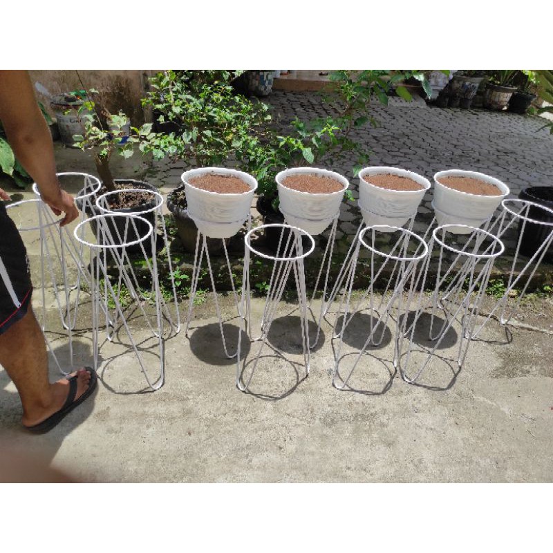 standing besi / standing planer / tempat poy bunga / rak bunga / standing bunga