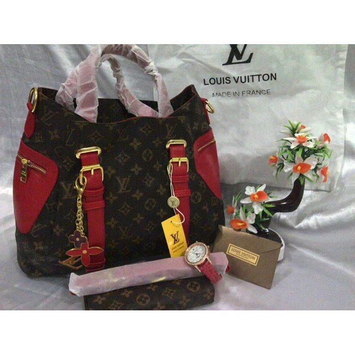 

Harga Murah!! pyramid mono list merah set-tp Tas Keren