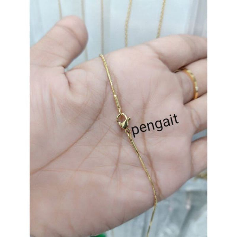 KALUNG TITANIUM PRIA WANITA ANTI KARAT 09MM