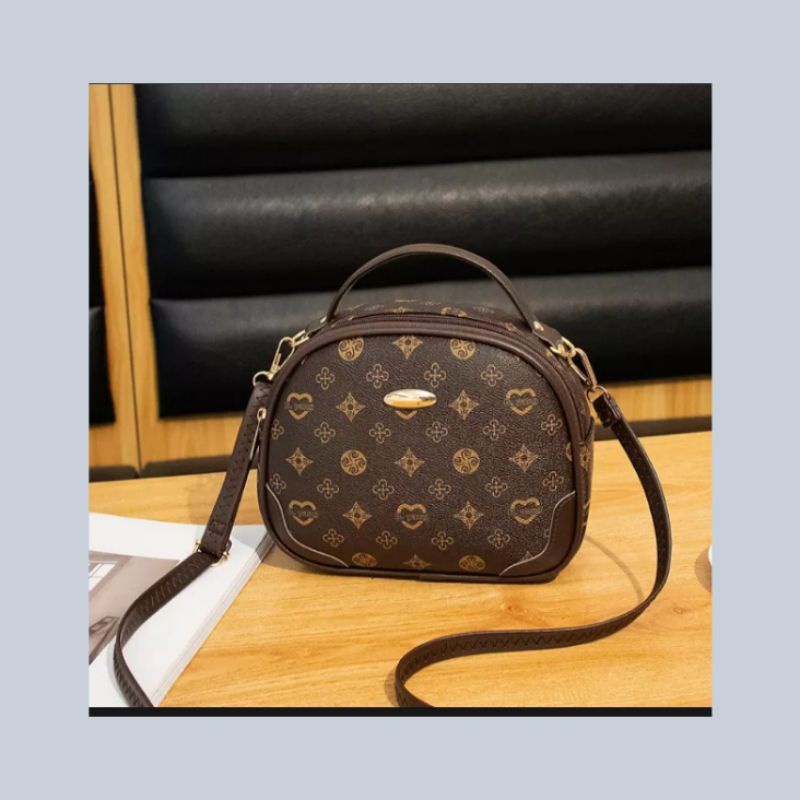 TAS SELEMPANG WANITA SURABAYA