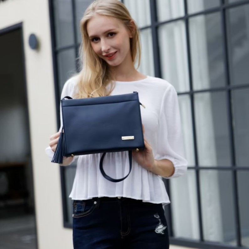 JIM'S HONEY Coco Clutch Tas Pesta Dompet Pesta Sling Bag