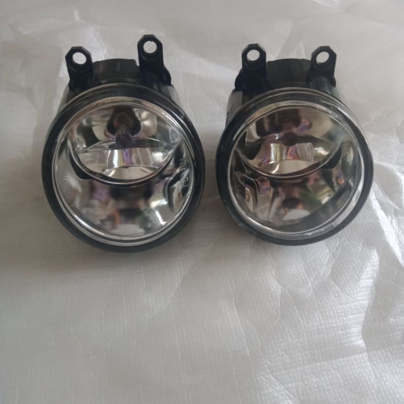 lampu foglamp innova lama/ innova barong ORIGINAL
