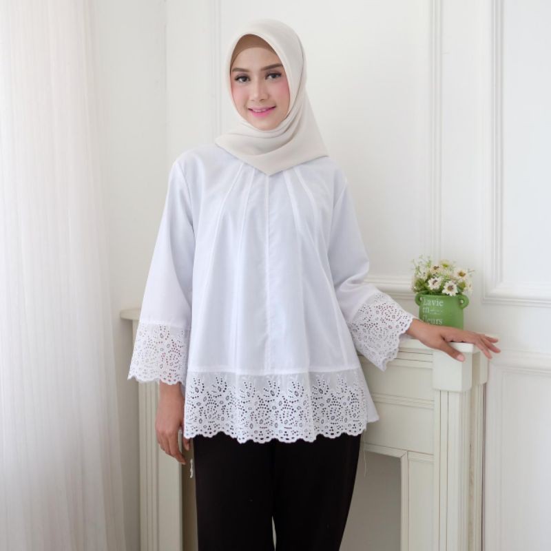 Vanie Blouse Atasan Wanita Putih Kerja Wanita Kombinasi Renda Kerancang Xxl Shopee Indonesia 9034