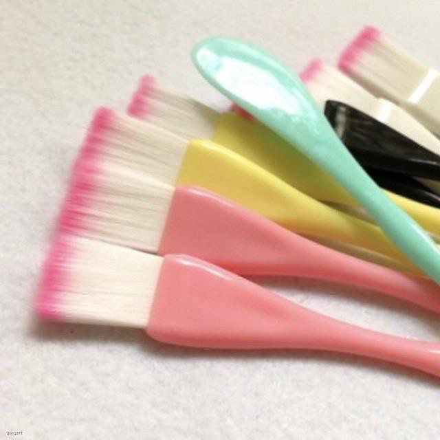 [ 2 in 1 Double-head Colourful  Silicone Brush ] [ Eyebrow Eyelash Extension Dual-Comb Brush  ] [ Facial Beauty Makeup Tools ]