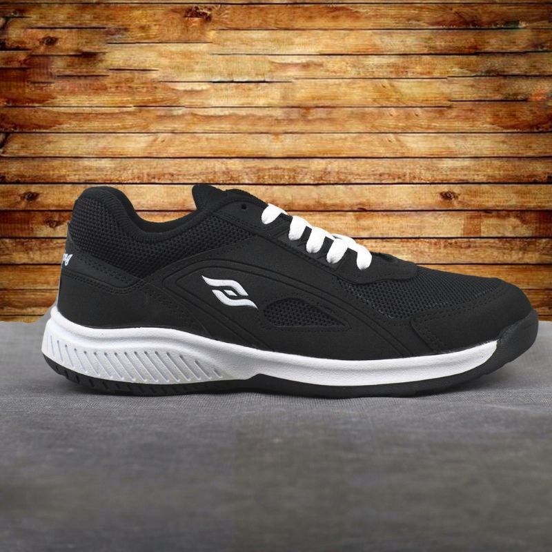 Sepatu Sneakers Olahraga Owen Sport