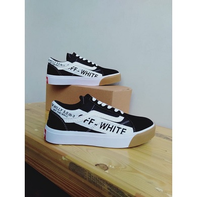 Sepatu Sneakers Premium Sepatu Pria Sneakers Sepatu Sneakers Wanita Off White Premium Quality Terlaris