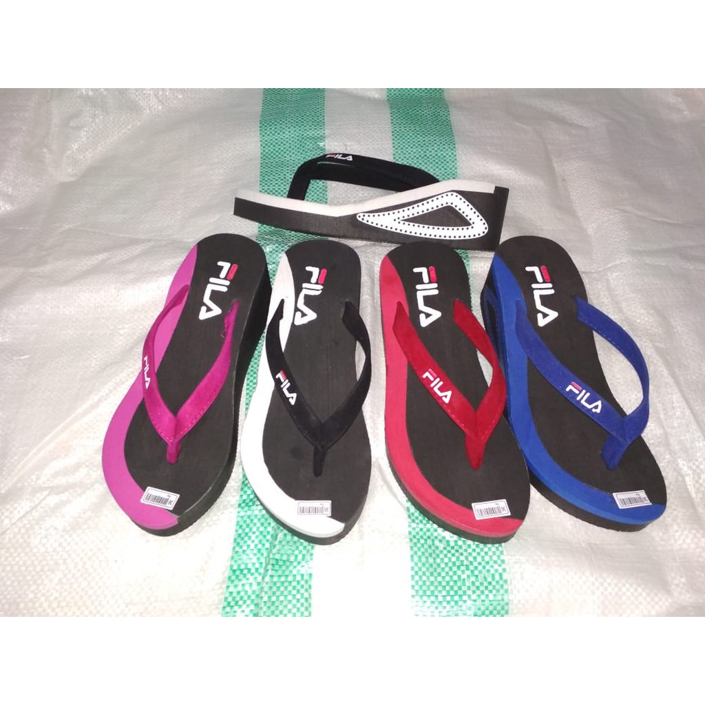 Sandal Wedges Wanita List warna