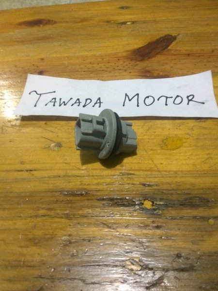 SOKET - RUMAH LAMPU SEN DEPAN DAIHATSU NEW XENIA R DUAL VVTI