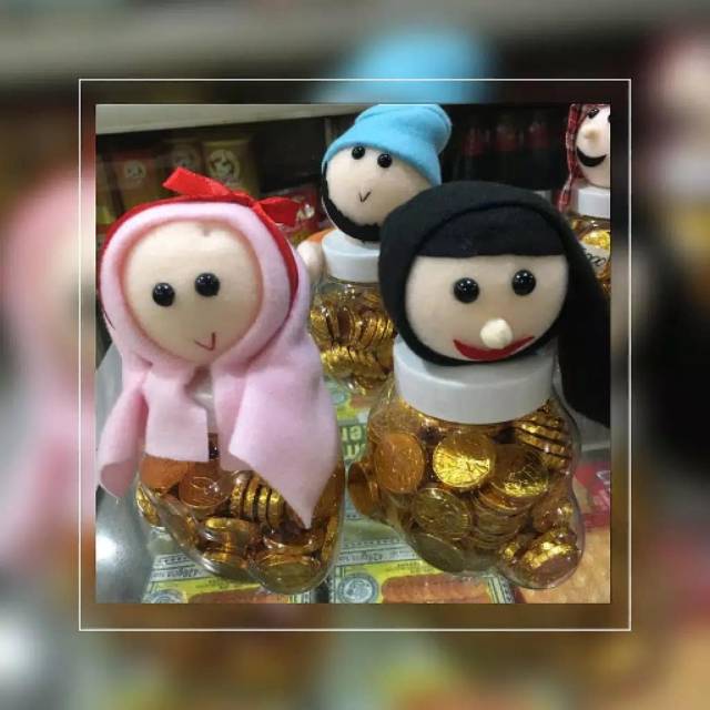 STOCK TERBATAS PERMEN COKLAT KOIN TOPLES BONEKA LUCU HIJAB LEBARAN PARCEL KADO HADIAH KUE ANAK ANAK