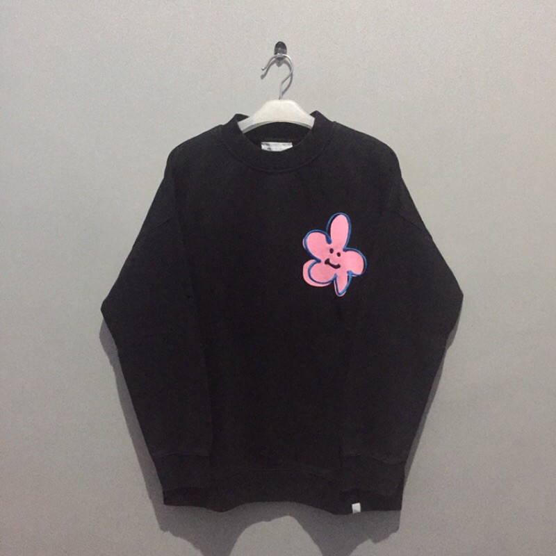 liful minimal garments - size l