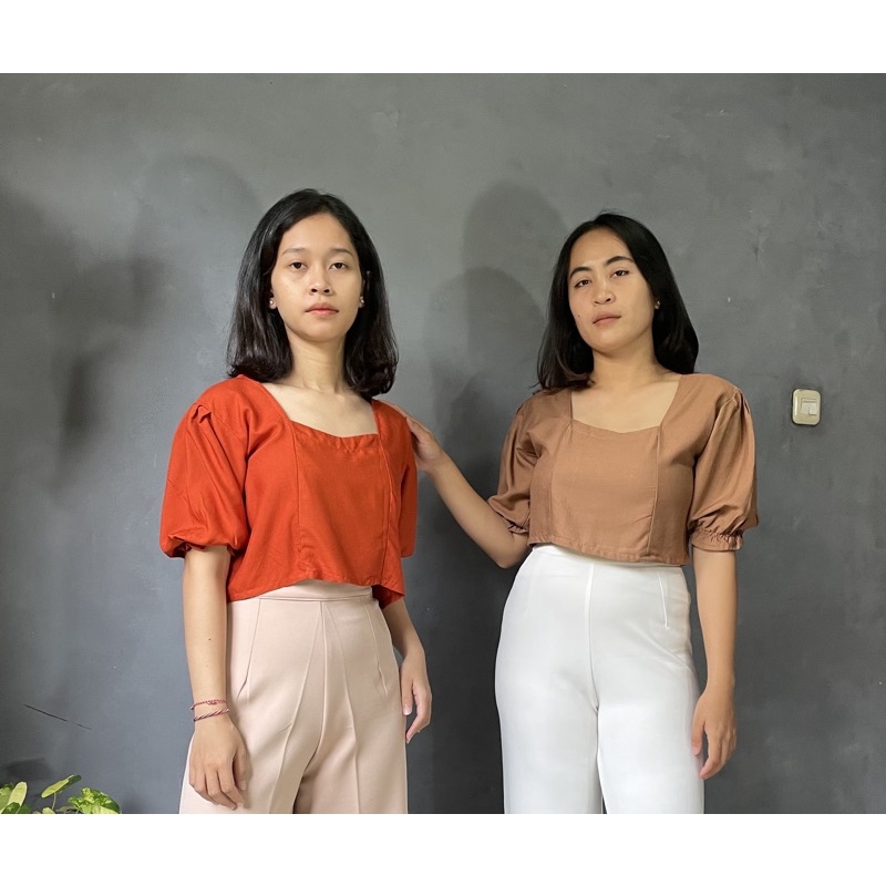 Hanna Top Kerut Rayon Crop | Atasan Rayon Crop Kerut