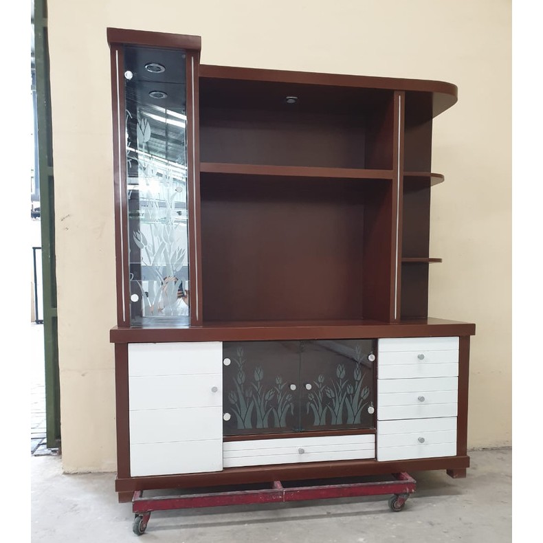 Bupet Tv Lemari Tv Pajangan Adelia