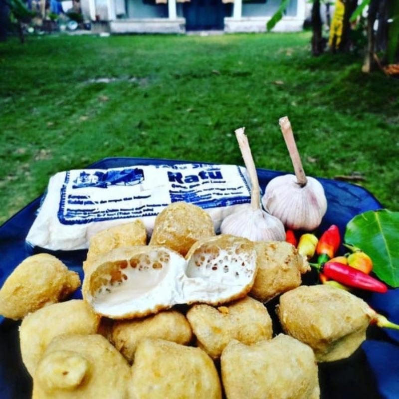Tahu Susu"Ratu"  asli Jombang