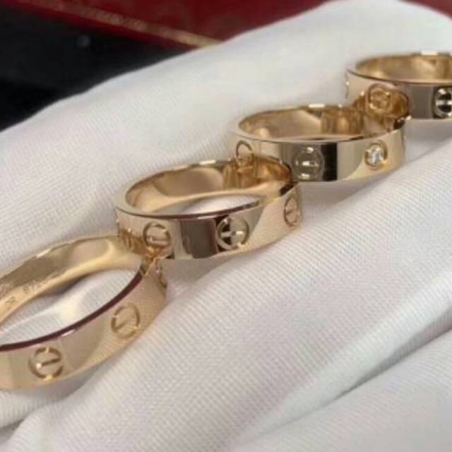 Cincin Love Lapis Emas Unisex Bisa Couple