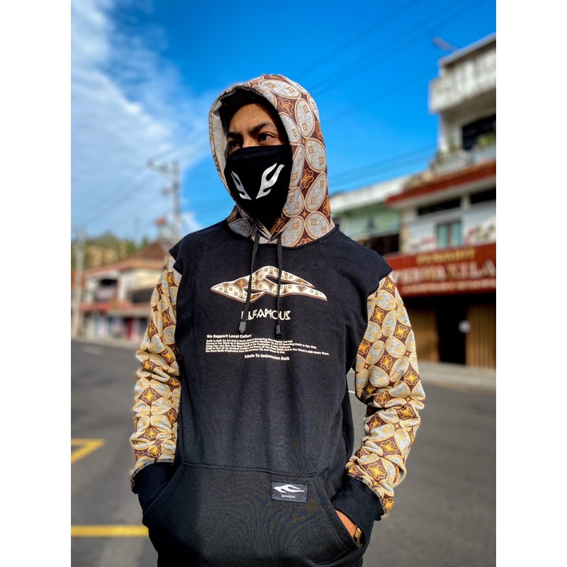 Elfamous Pullover Hoodie Batik 05