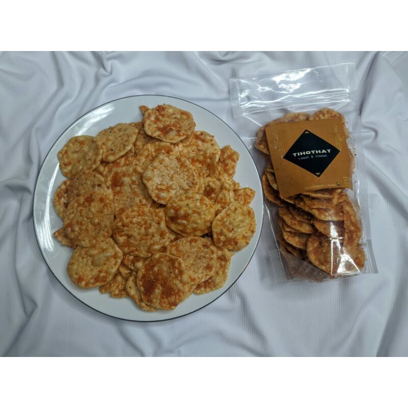 

opak pedas gurih /OPAK RUKMINI ( teksturnya kriuk dan bentuknya mini) / jajanan pusakanya org sunda bandung 90-100 gr