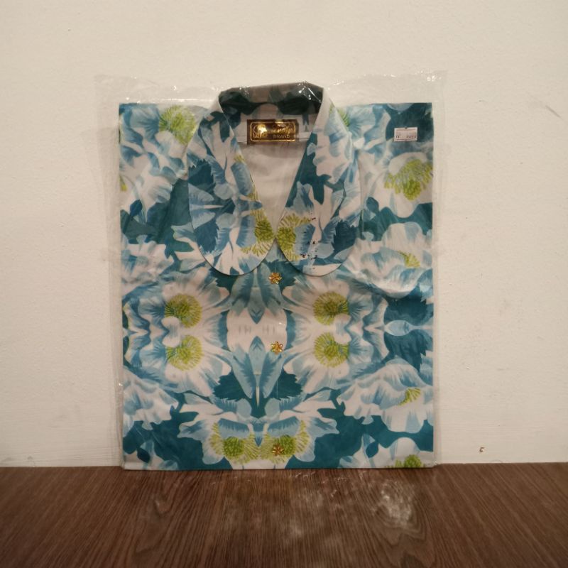 Baju kertas Ai/ baju kertas sembahyang