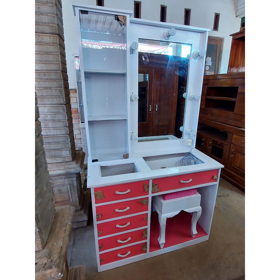 MEJA RIAS - MEJA RIAS KAYU JATI - MEJA RIAS MINIMALIS - MEJA RIAS LAMPU - TOLET MEJA RIAS - TOLET ME