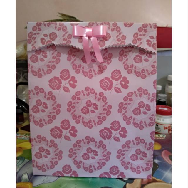 

Kertas kado kecil murah