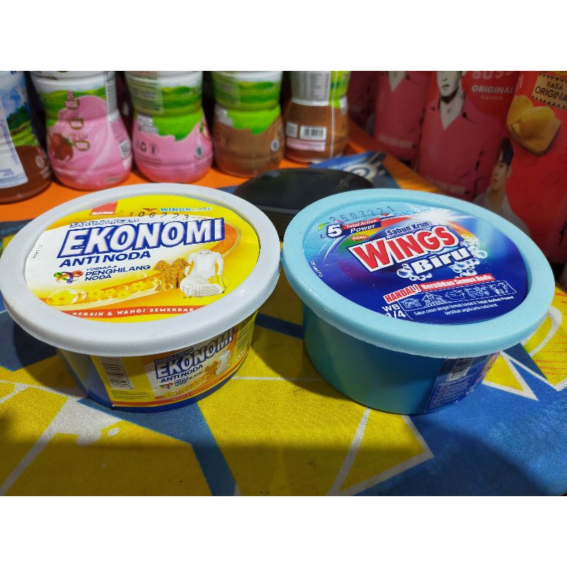 WINGS BIRU 1/4 POT 190GR