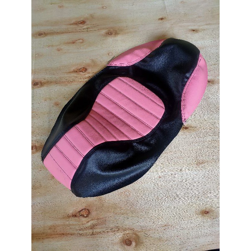 Sarung jok vario scoopy beat fino mio-Kulit jok caferacer-kulit jok segala motor