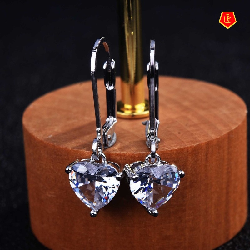 [Ready Stock]Simple Fashion Moissanite Crown Earrings